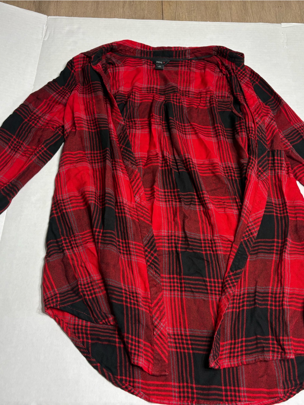 intro. Red and Black Plaid Button-Down Shirt